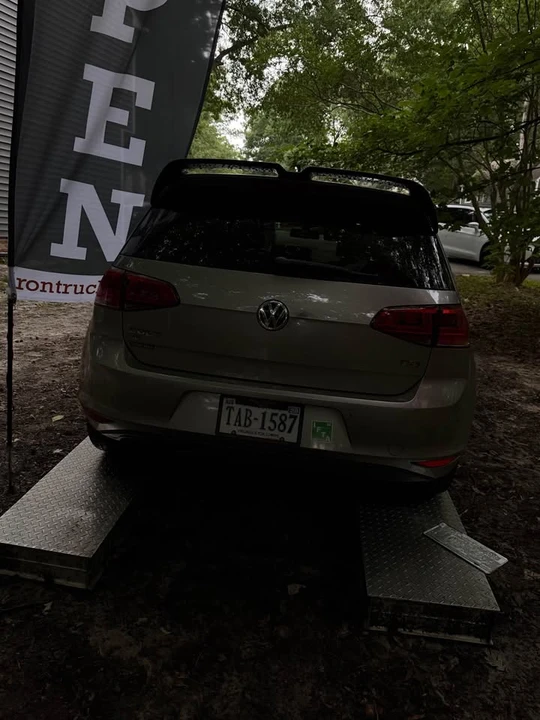 2016 Volkswagen Golf Mk7 - Image 2 of 12