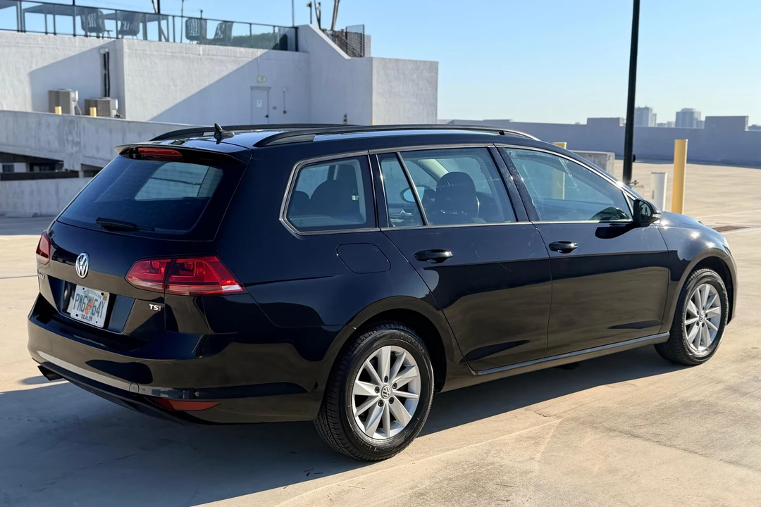 2016 Volkswagen Golf Mk7 - Image 5 of 31