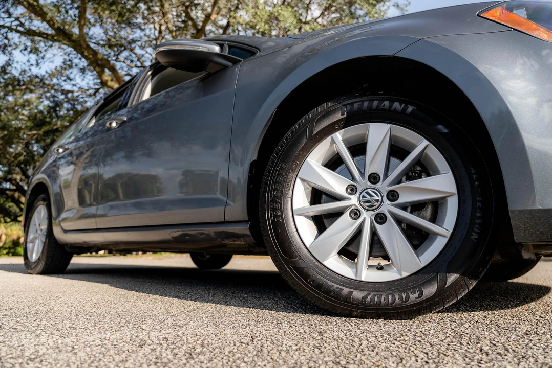 2016 Volkswagen Golf Mk7 - Image 26 of 31