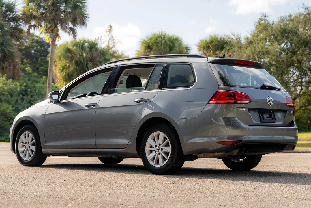 2016 Volkswagen Golf Mk7 - Image 7 of 31