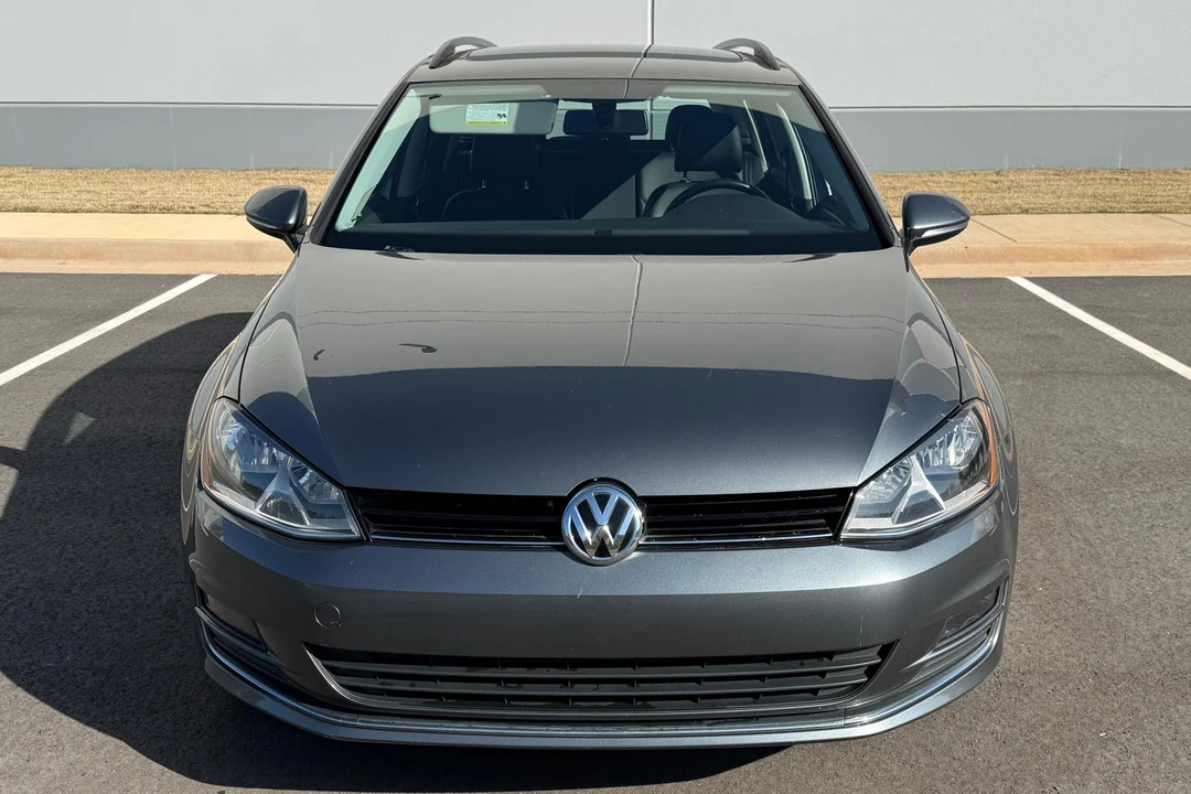 2016 Volkswagen Golf Mk7 - Image 2 of 31