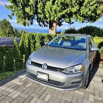 2016 Volkswagen Golf TSI