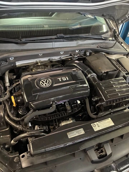 2016 Volkswagen Golf Mk7 - Image 8 of 9