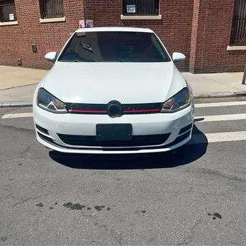 2016 Volkswagen Golf TSI S