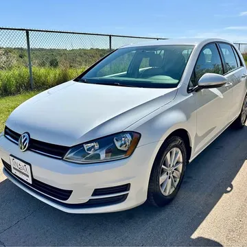 2016 Volkswagen Golf TSI S Hatchback