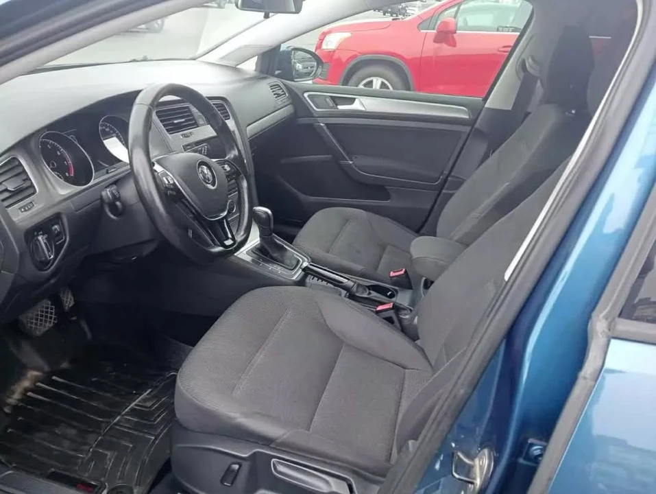 2016 Volkswagen Golf Mk7 - Image 9 of 13