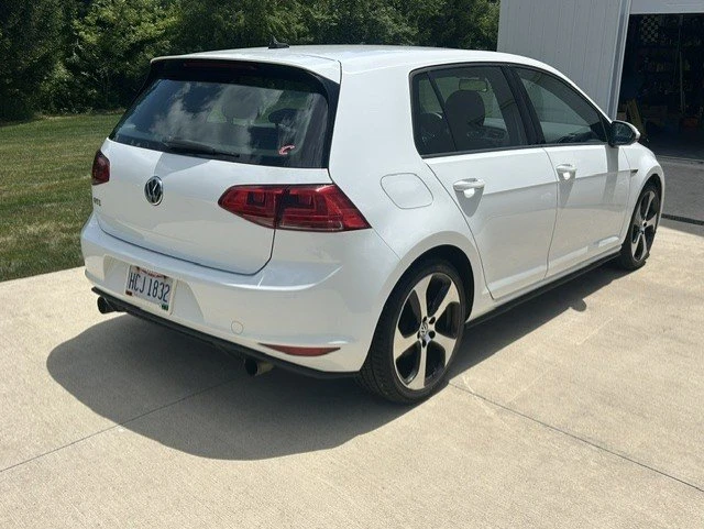 2016 Volkswagen GTI Mk7 - Image 7 of 11