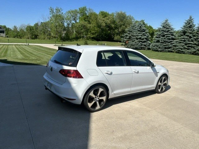 2016 Volkswagen GTI Mk7 - Image 3 of 11