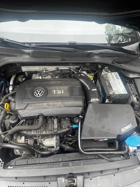 2016 Volkswagen GTI Mk7 - Image 8 of 11