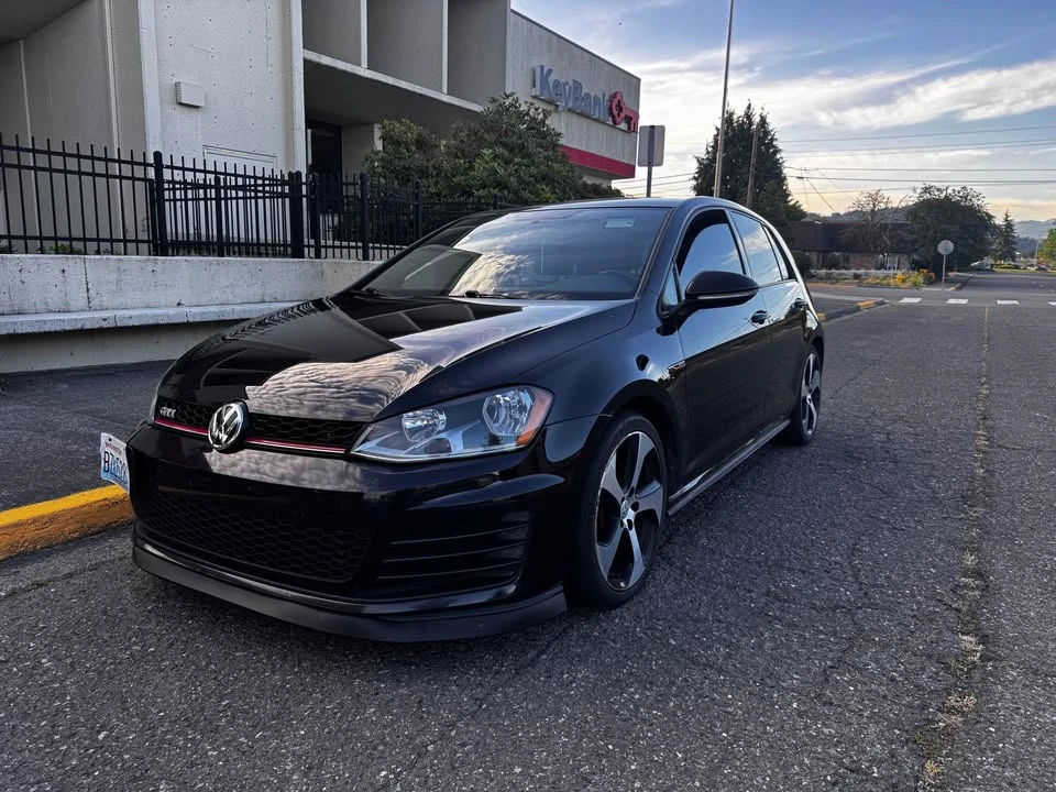 2016 Volkswagen GTI Mk7 - Image 2 of 3