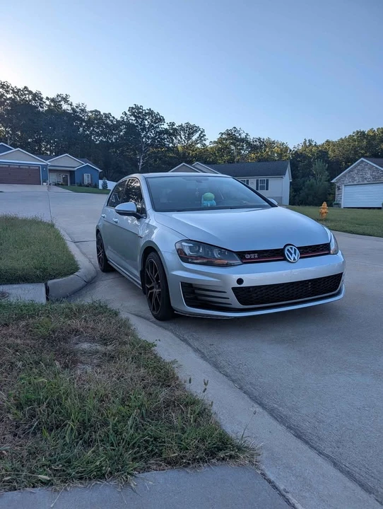2016 Volkswagen GTI Mk7 - Image 2 of 13