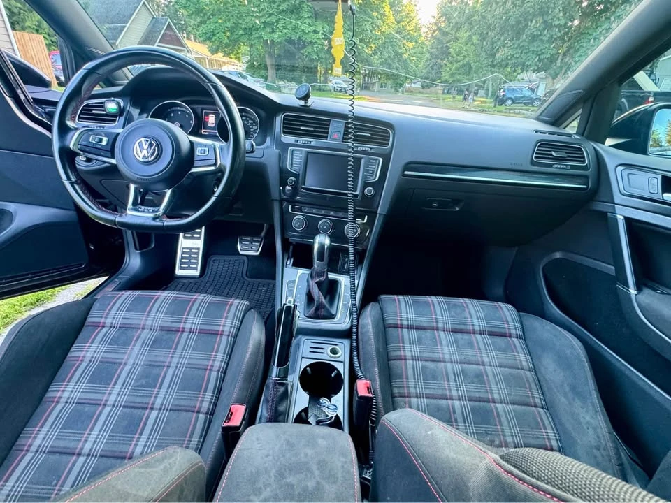 2016 Volkswagen GTI Mk7 - Image 3 of 3