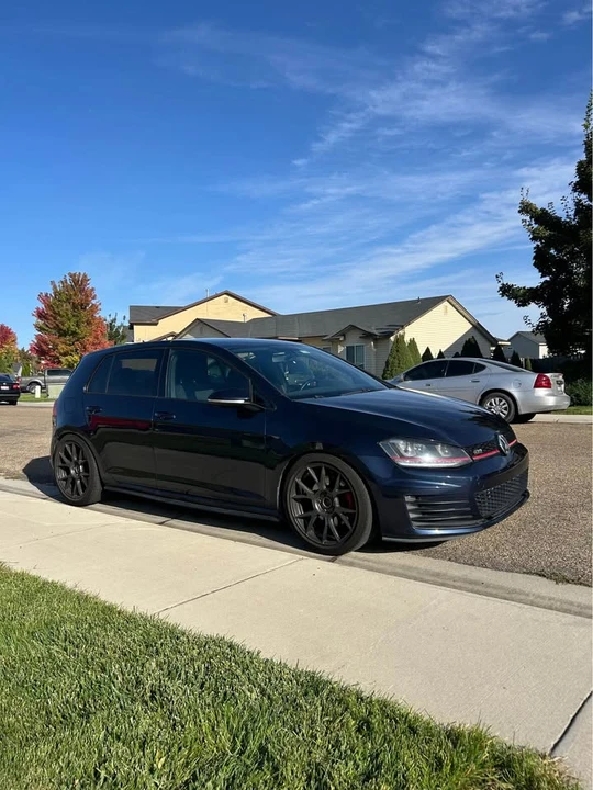 2016 Volkswagen GTI Mk7 - Image 2 of 10