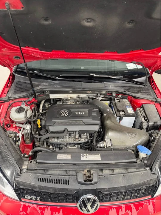 2016 Volkswagen GTI Mk7 - Image 8 of 11