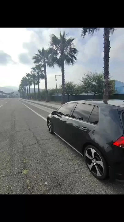 2016 Volkswagen GTI Mk7 - Image 5 of 5