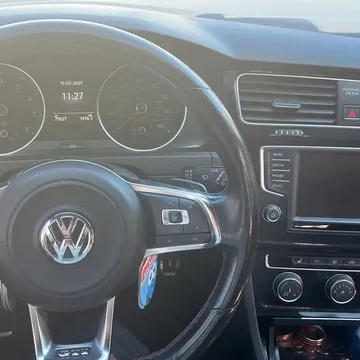 2016 Volkswagen GTI 2.0T Hatchback Sedan 4D