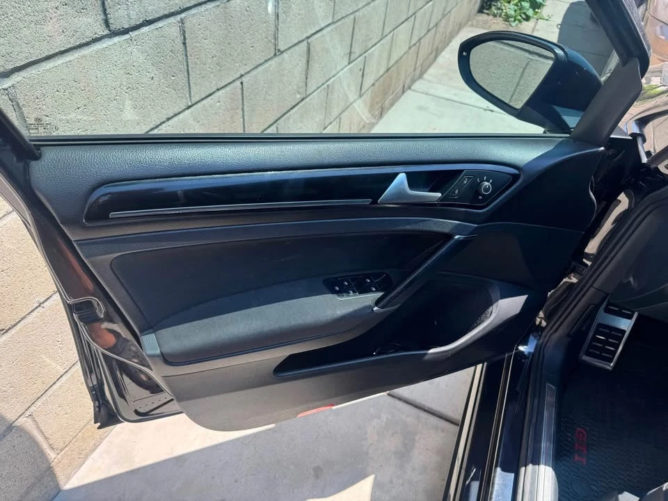 2016 Volkswagen GTI Mk7 - Image 11 of 11