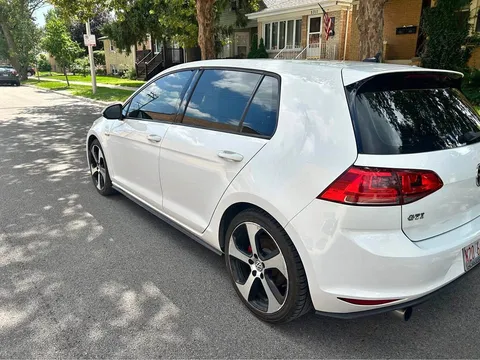 2016 Volkswagen GTI 2.0T Hatchback Sedan 4D