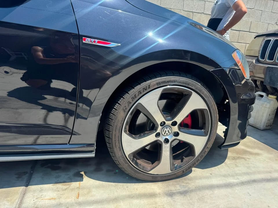2016 Volkswagen GTI Mk7 - Image 4 of 8