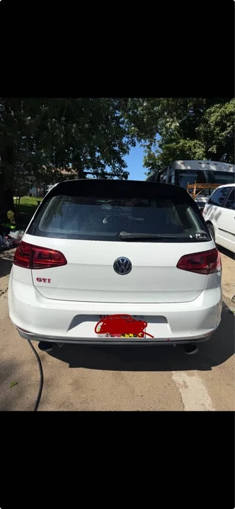 2016 Volkswagen GTI Mk7 - Image 5 of 10