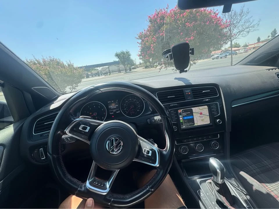 2016 Volkswagen GTI Mk7 - Image 4 of 9