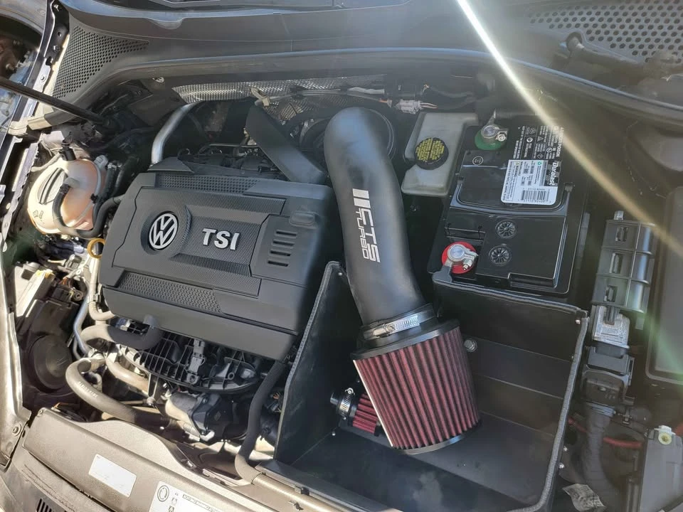 2016 Volkswagen GTI Mk7 - Image 8 of 11