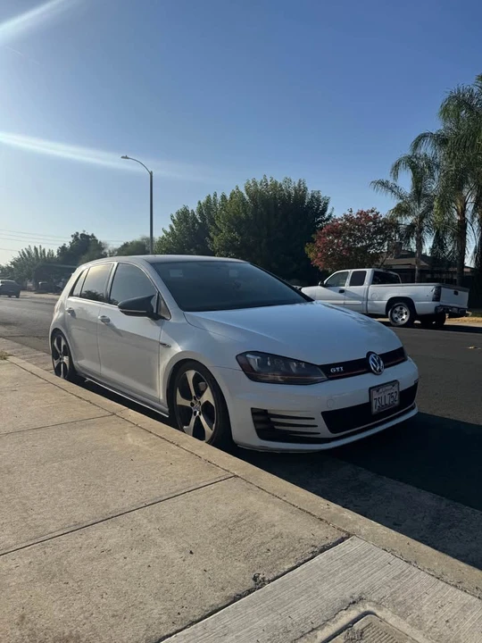2016 Volkswagen GTI Mk7 - Image 5 of 12