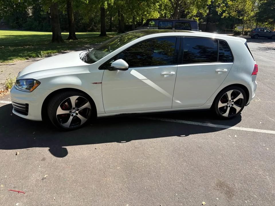 2016 Volkswagen GTI Mk7 - Image 2 of 16