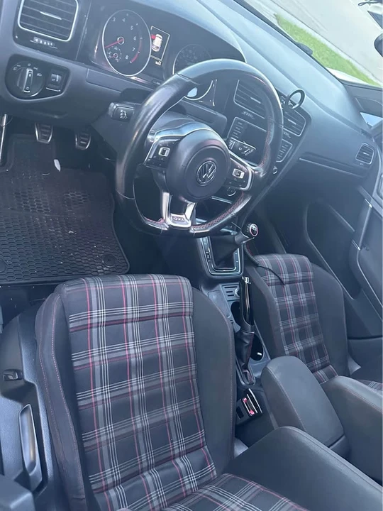 2016 Volkswagen GTI Mk7 - Image 6 of 13