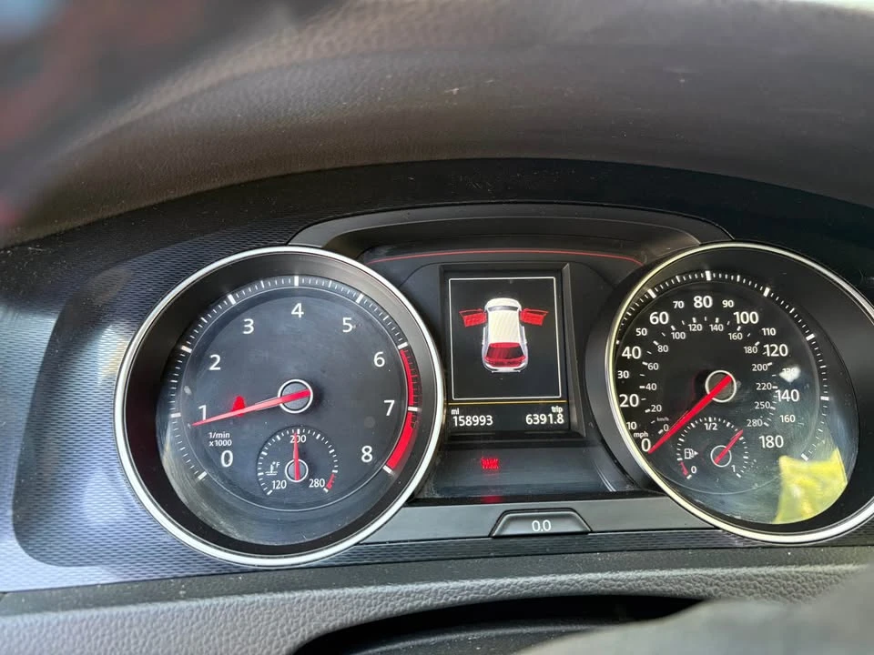 2016 Volkswagen GTI Mk7 - Image 11 of 16