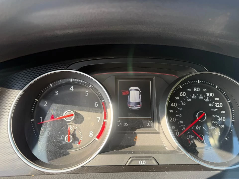 2016 Volkswagen GTI Mk7 - Image 11 of 12
