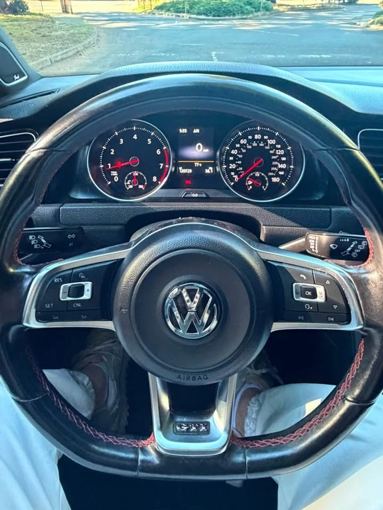 2016 Volkswagen GTI Mk7 - Image 14 of 17