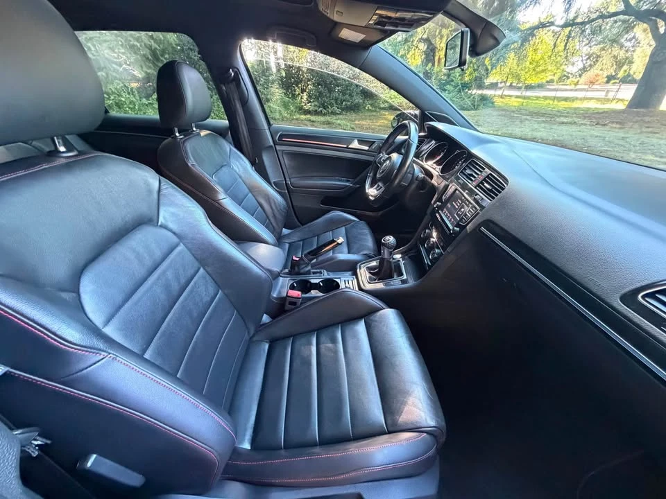 2016 Volkswagen GTI Mk7 - Image 9 of 17