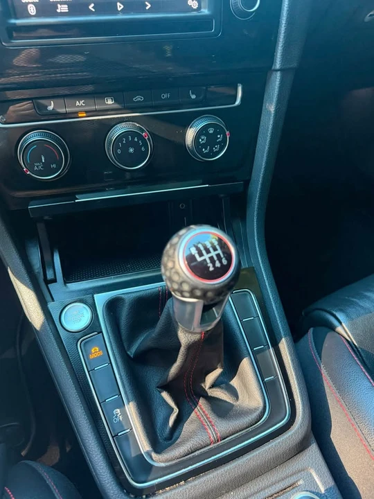 2016 Volkswagen GTI Mk7 - Image 12 of 17