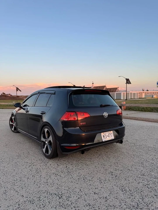 2016 Volkswagen GTI Mk7 - Image 4 of 11