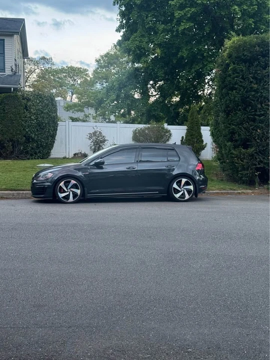 2016 Volkswagen GTI Mk7 - Image 2 of 11