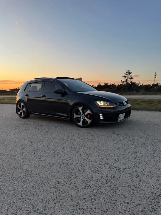 2016 Volkswagen GTI Mk7 - Image 5 of 11