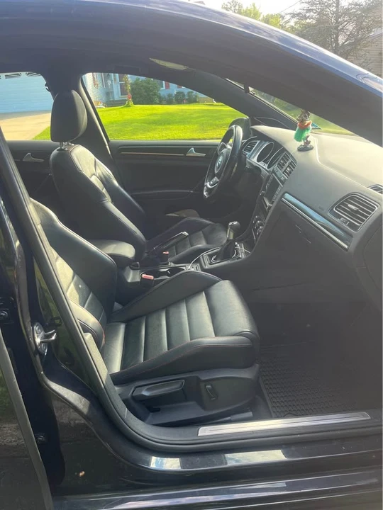 2016 Volkswagen GTI Mk7 - Image 6 of 11