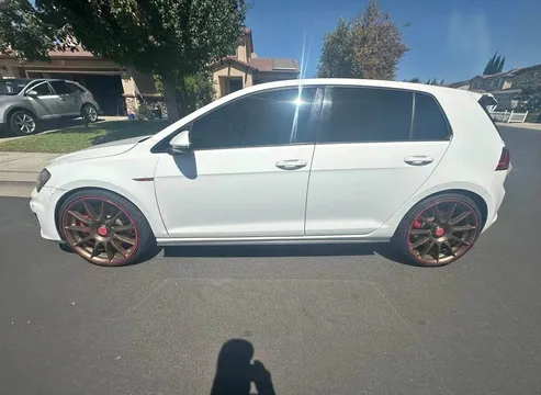 2016 Volkswagen GTI Autobahn Hatchback
