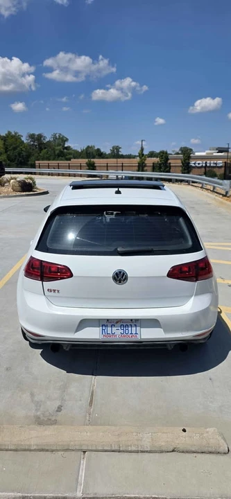 2016 Volkswagen GTI Mk7 - Image 4 of 11