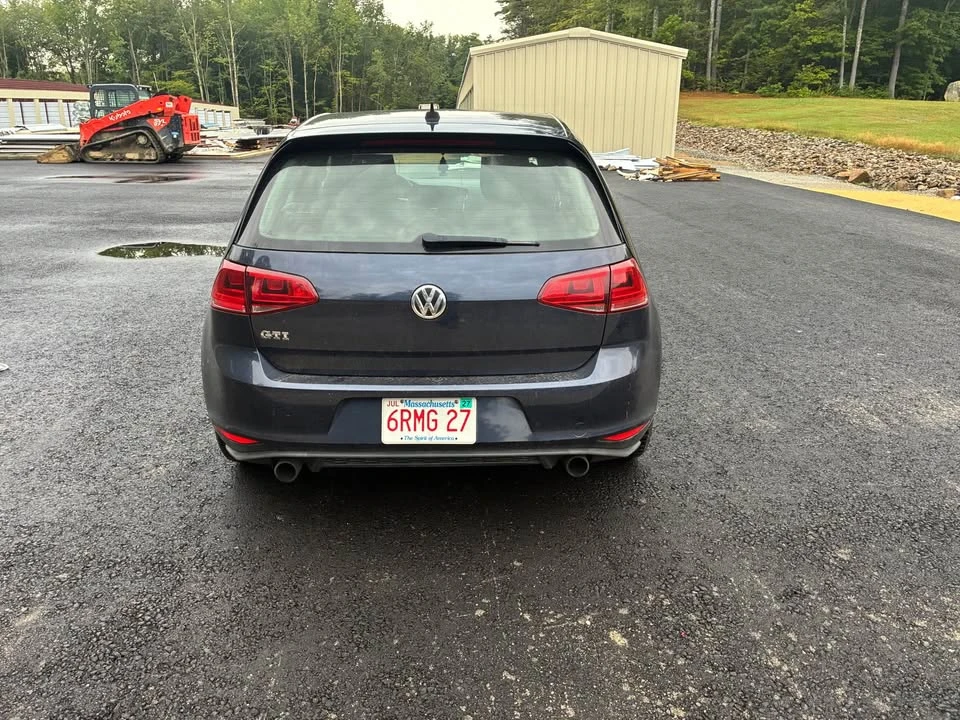 2016 Volkswagen GTI Mk7 - Image 8 of 10