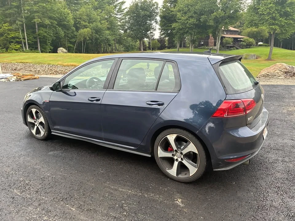 2016 Volkswagen GTI Mk7 - Image 9 of 10