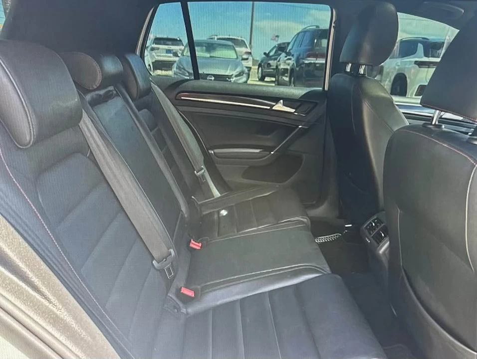 2016 Volkswagen GTI Mk7 - Image 8 of 17