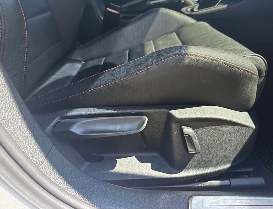 2016 Volkswagen GTI Mk7 - Image 10 of 17