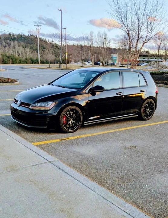 2016 Volkswagen GTI Mk7 - Image 3 of 5