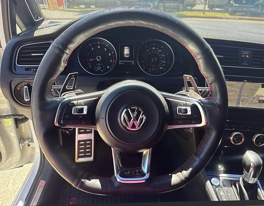 2016 Volkswagen GTI Mk7 - Image 14 of 17