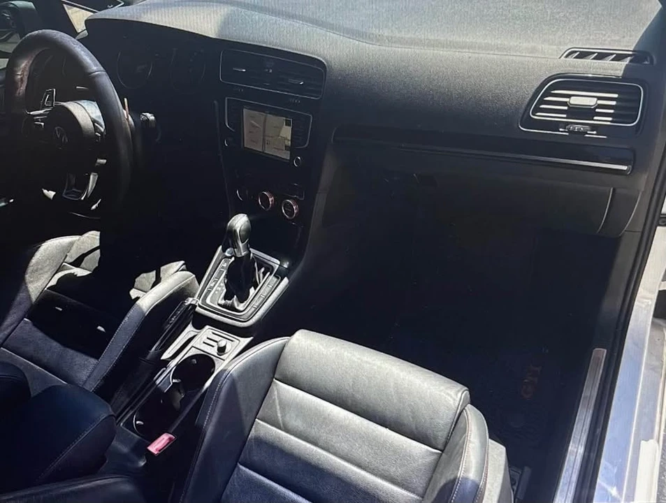 2016 Volkswagen GTI Mk7 - Image 12 of 17