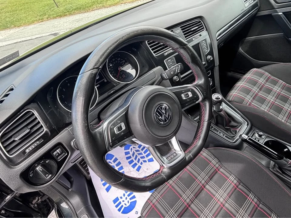2016 Volkswagen GTI Mk7 - Image 9 of 13