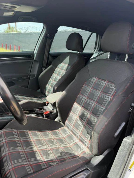 2016 Volkswagen GTI Mk7 - Image 6 of 11