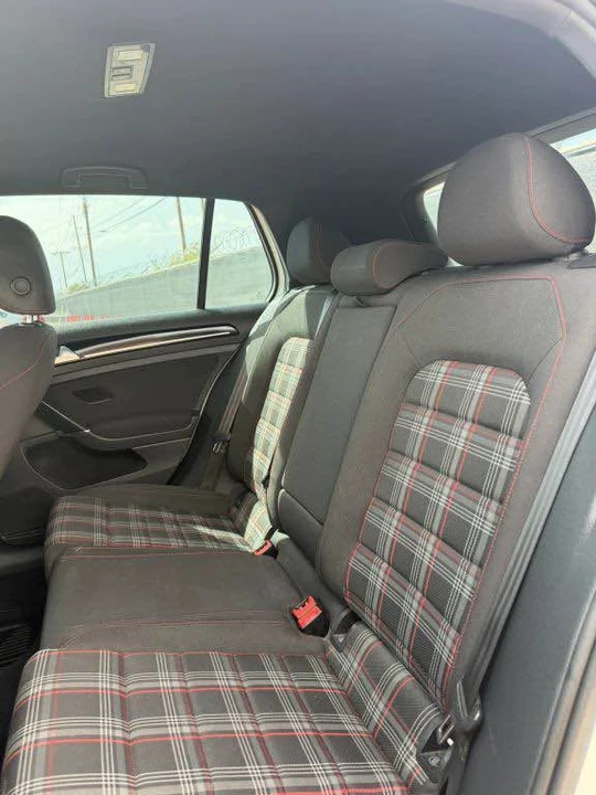 2016 Volkswagen GTI Mk7 - Image 7 of 11